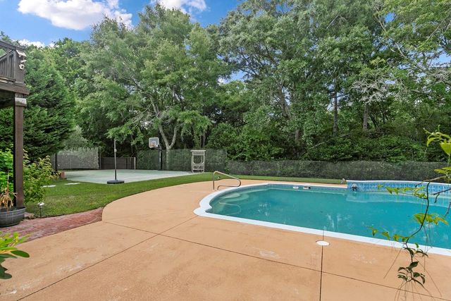 320 Bocage, Dothan, AL 36303