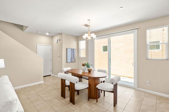 3082 Club Center Dr, Sacramento, CA 95835