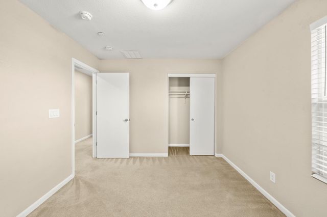 3082 Club Center Dr, Sacramento, CA 95835