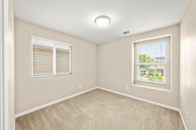 3082 Club Center Dr, Sacramento, CA 95835