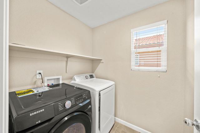 3082 Club Center Dr, Sacramento, CA 95835