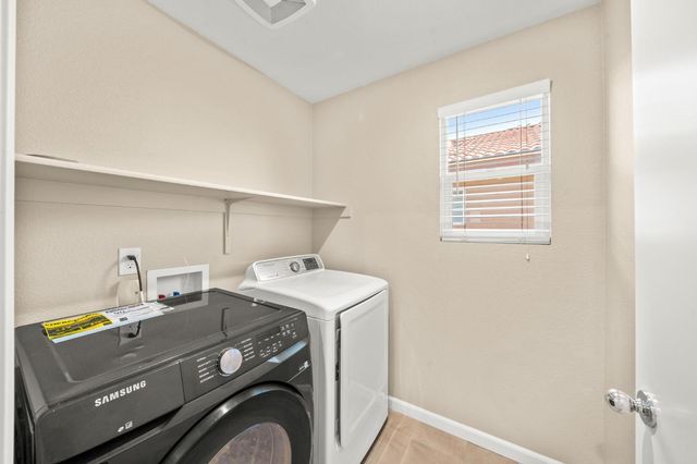 3082 Club Center Dr, Sacramento, CA 95835