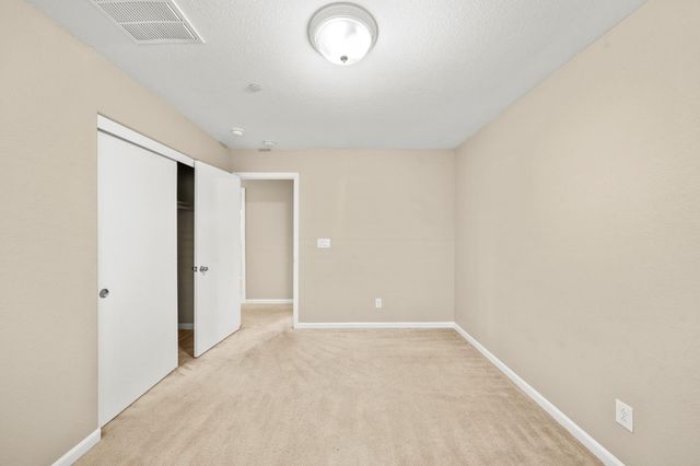 3082 Club Center Dr, Sacramento, CA 95835