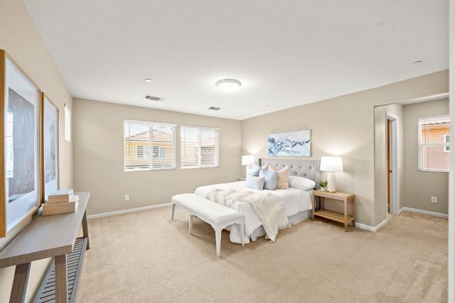 3082 Club Center Dr, Sacramento, CA 95835