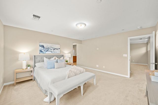 3082 Club Center Dr, Sacramento, CA 95835