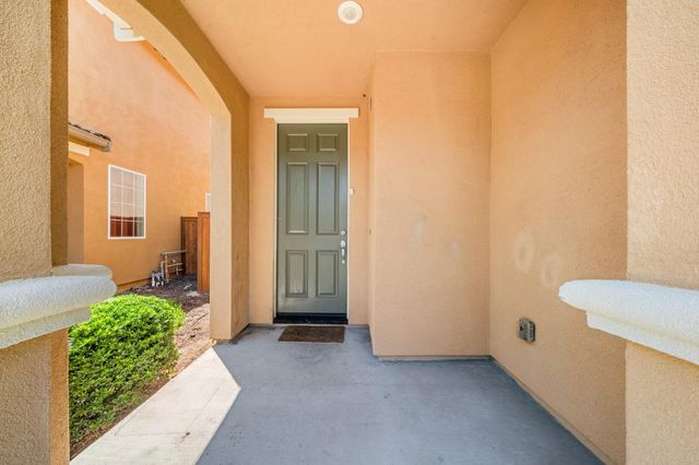 3082 Club Center Dr, Sacramento, CA 95835