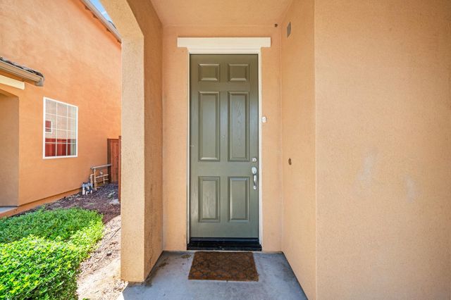 3082 Club Center Dr, Sacramento, CA 95835