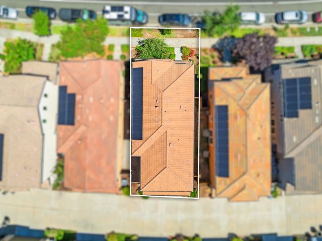 3082 Club Center Dr, Sacramento, CA 95835