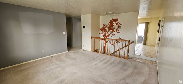 2755 W HAZELHURST DR, Taylorsville, UT 84129