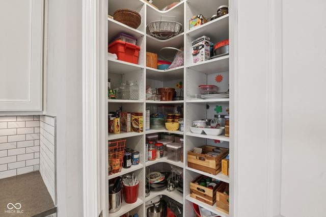 7167 Birch Leaf Drive, Indianapolis, IN 46259