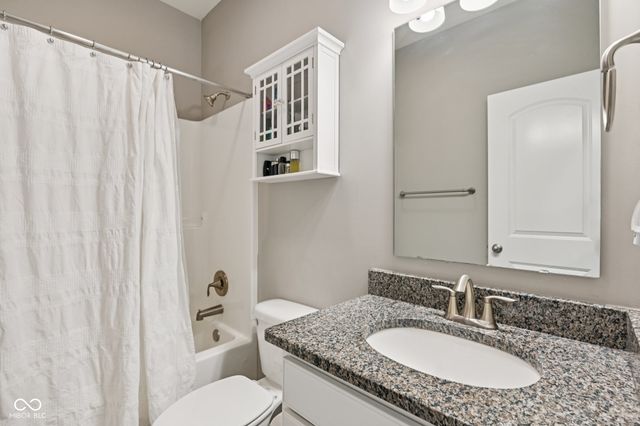 7167 Birch Leaf Drive, Indianapolis, IN 46259