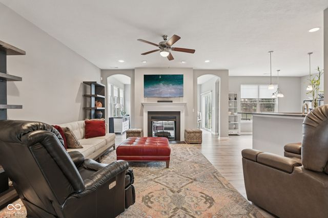 7167 Birch Leaf Drive, Indianapolis, IN 46259