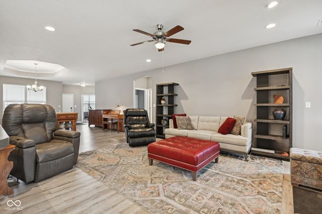 7167 Birch Leaf Drive, Indianapolis, IN 46259