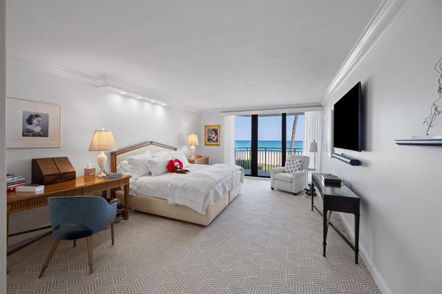 2580 S Ocean Boulevard 2b2, Palm Beach, FL 33480