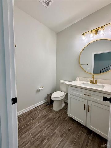 5520 N Crown Point, Pharr, TX 78577