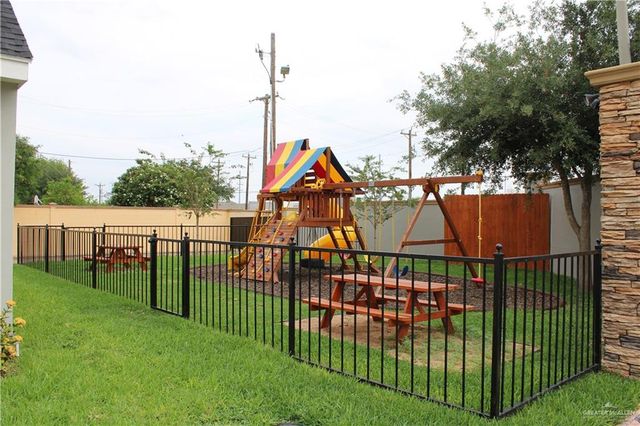 5520 N Crown Point, Pharr, TX 78577