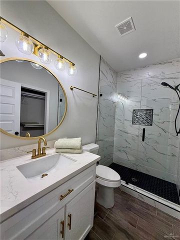 5520 N Crown Point, Pharr, TX 78577