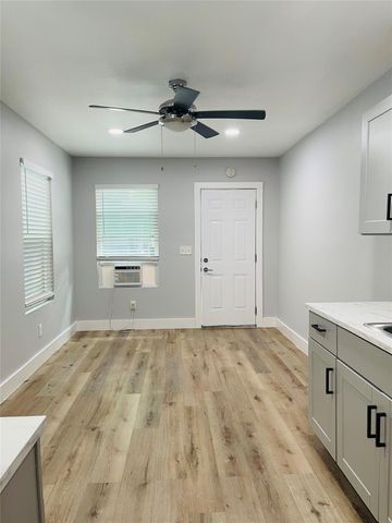 9205 Georgian DR B1, Austin, TX 78753