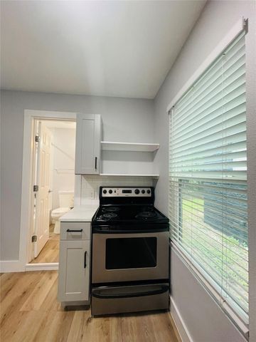 9205 Georgian DR B1, Austin, TX 78753