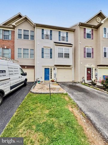 243 COUNTRY RIDGE DR, Red Lion, PA 17356