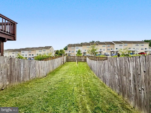 243 COUNTRY RIDGE DR, Red Lion, PA 17356