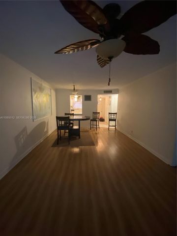 5100 SW 64th Ave 202, Davie, FL 33314