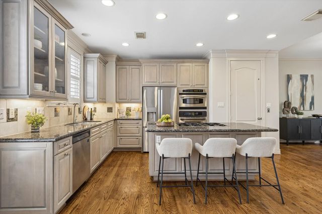 2516 South Boulevard, Houston, TX 77098