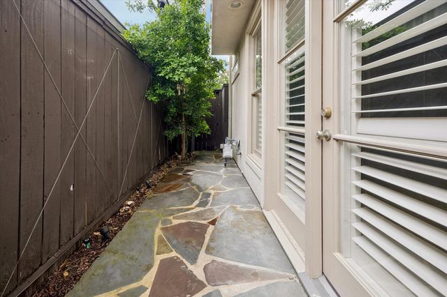 2516 South Boulevard, Houston, TX 77098