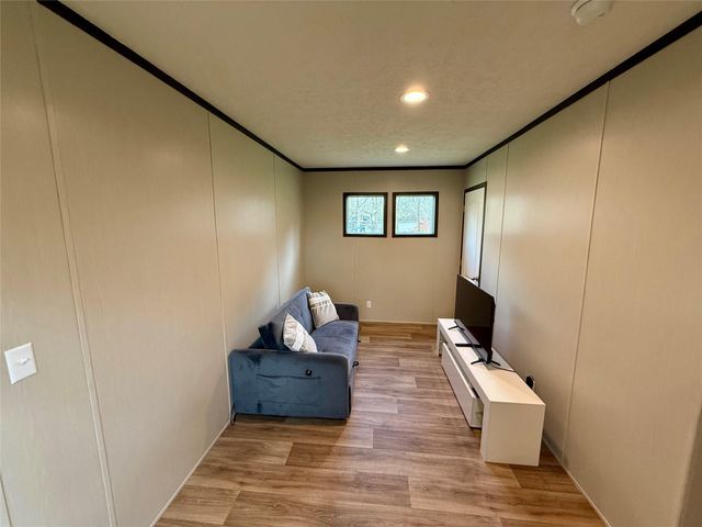 13298 County Road 190, Alvin, TX 77511