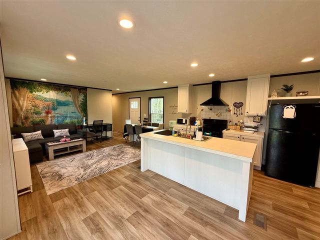 13298 County Road 190, Alvin, TX 77511