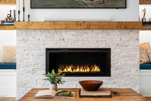 2812 Charleston Oaks Drive, Raleigh, NC 27614