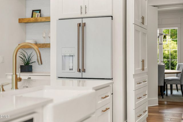 2812 Charleston Oaks Drive, Raleigh, NC 27614