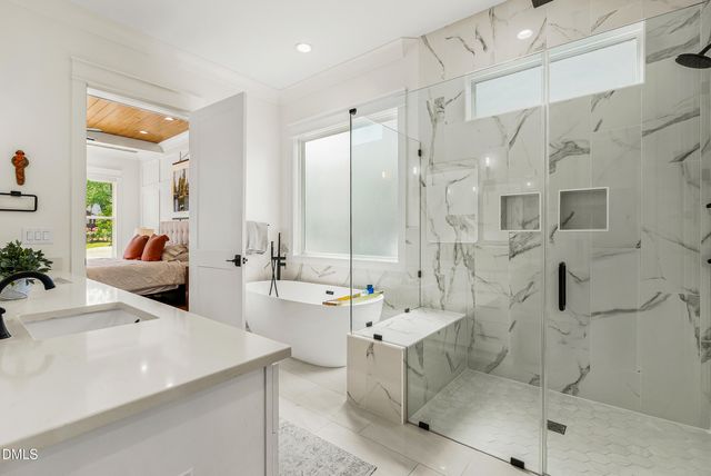 2812 Charleston Oaks Drive, Raleigh, NC 27614