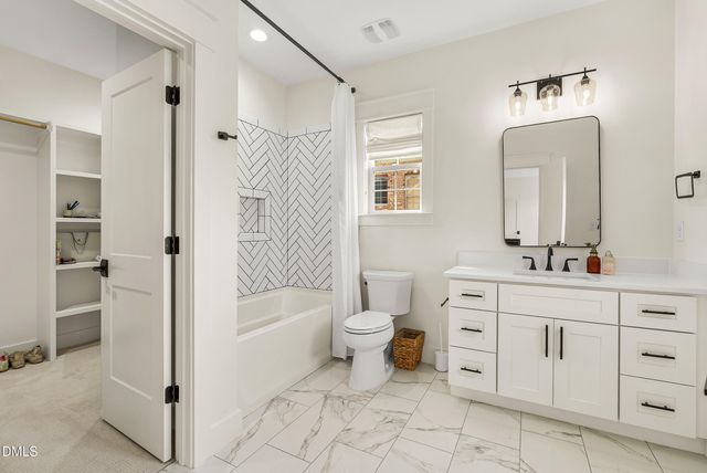 2812 Charleston Oaks Drive, Raleigh, NC 27614