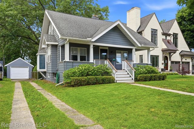 318 E University Avenue, Royal Oak, MI 48067