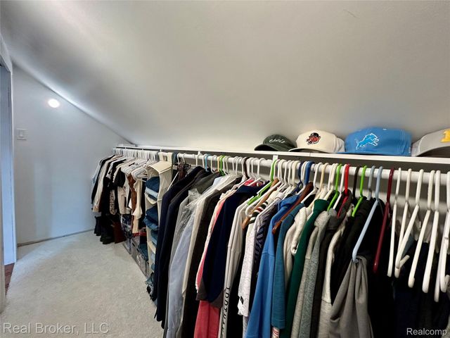 318 E University Avenue, Royal Oak, MI 48067