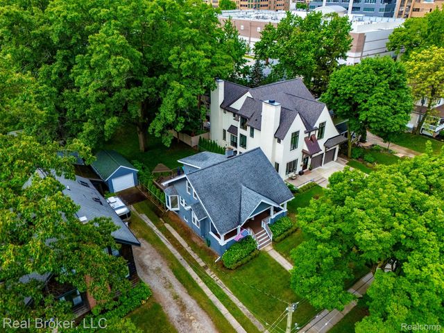 318 E University Avenue, Royal Oak, MI 48067