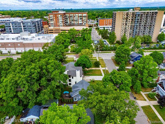 318 E University Avenue, Royal Oak, MI 48067