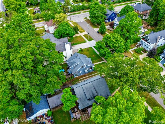 318 E University Avenue, Royal Oak, MI 48067