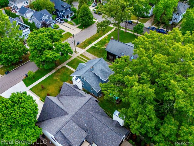 318 E University Avenue, Royal Oak, MI 48067