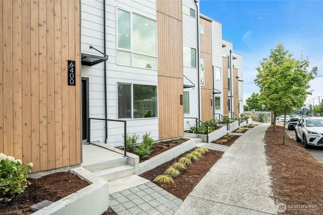 6408 Fauntleroy Way SW, Seattle, WA 98136