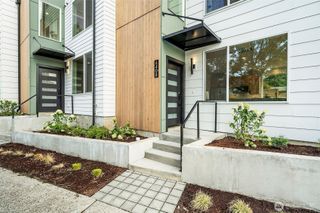 6408 Fauntleroy Way SW, Seattle, WA 98136