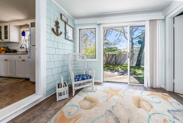 8 Folger Lane, West Dennis, MA 02670