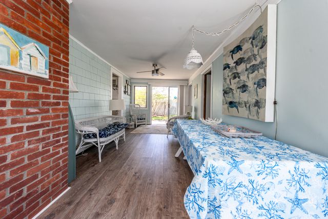 8 Folger Lane, West Dennis, MA 02670