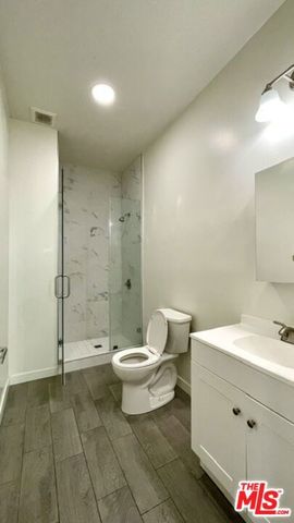 460 S Manhattan Place 4179, Los Angeles, CA 90020