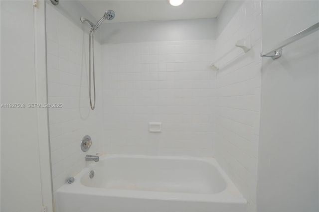 5686 Rock Island Rd 114, Tamarac, FL 33319