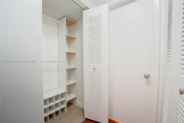 5686 Rock Island Rd 114, Tamarac, FL 33319