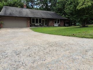 22 Hatcher Drive, Bella Vista, AR 72715