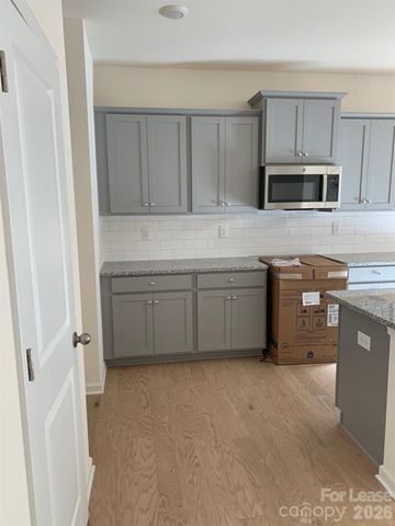 110 Quinn Road, Matthews, NC 28104