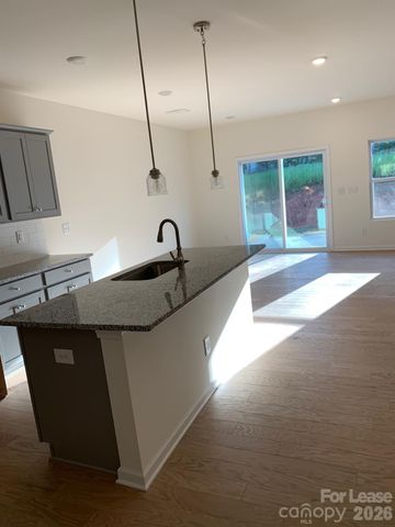 110 Quinn Road, Matthews, NC 28104